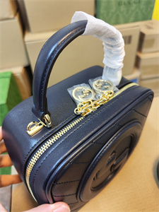 Gu.cci Blondie Top Handle Bag Black Leather 744434