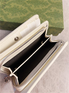 Gu.cci Blondie Wallet White Leather 760336