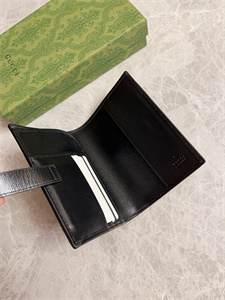 Gu.cci GG Passport Case With Interlocking G 724562