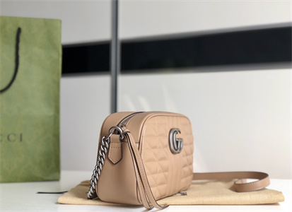 Gu.cci GG Marmont Small Shoulder Bag  447632