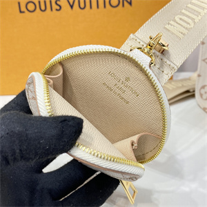 L.V ONTHEGO PM Giant Monogram Canvas M24533