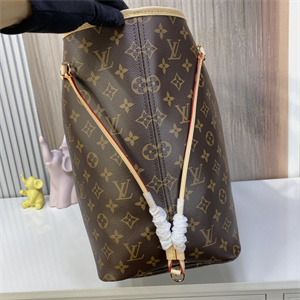 L.V Neverful GM Monogram Canvas Inside Beige M40990