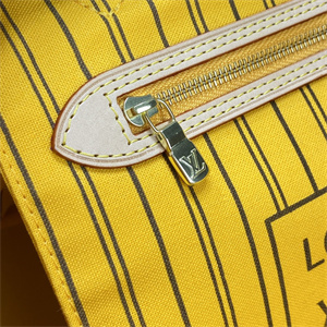 L.V Neverful MM Monogram Canvas Inside Yellow M40997