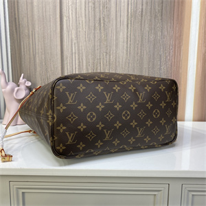 L.V Neverful MM Monogram Canvas Inside Red M41177
