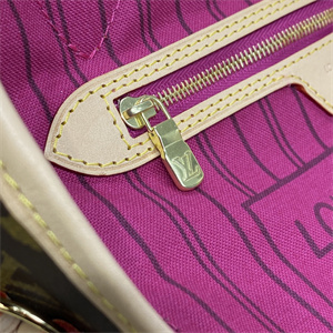 L.V Neverful PM Monogram Canvas Inside Hot Pink M41179