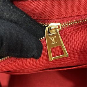 L.V ONTHEGO GM Monogram Canvas with Black Leather Long Strap M45320