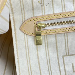 L.V Neverful MM Damier Azur Inside Cream N41361