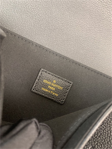 L.V Pochette  Métis  Monogram Empreinte Black M59211