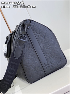 L.V Keepall Bandoulière 35 Monogram Shadow Black M22765