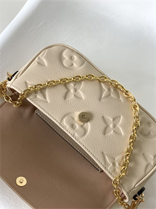 L.V Wallet On Chain IVY Monogram Emprenite Cream M82210