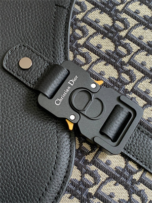 Dior Saddle Messenger Bag Oblique Jacquard With Grained Calfskin