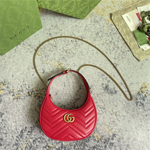 Gu.cci GG Marmont Half Moon Shaped Mini Bag Red 699514
