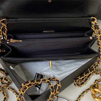 Cha.nel Wallet On Chain Grained Calfskin Gold Tone Metal Black AP3368