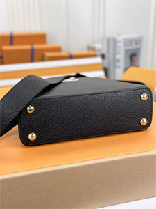 L.V Capucines BB Bag Taurillon Leather Black M20581