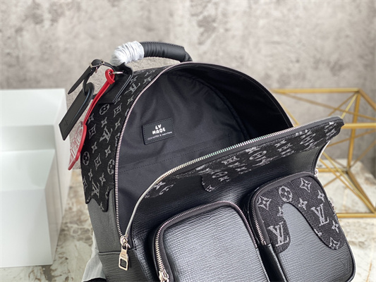 L.V MultiPocket Backpack Taurillon Leather& Monogram Denim Black M45973