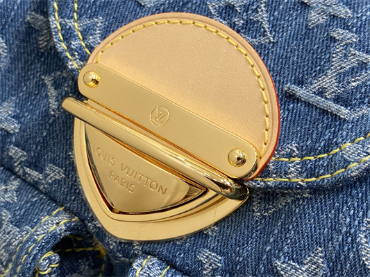 L.V Venice Backpack Monogram Denim Canvas M46836