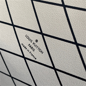 L.V Trunk Clutch Bag Monogram Reverse Canvas M43596