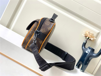 L.V S Lock Messenger Bag Monogram Canvas M46688