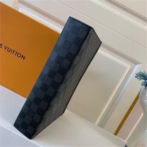 L.V Pochette Voyage MM Damier Graphite Canvas N41696