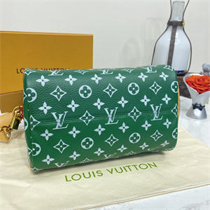L.V Speedy P9  Bandoulière 25 Monogram Soft Calfskin Green M24423