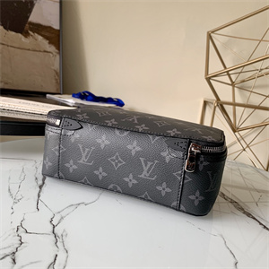 L.V Packing Cube MM Monogram Eclipse M43689