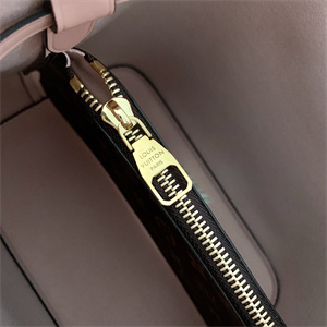 L.V Néonoé MM Bag Monogram Canvas M44022