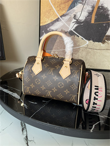 L.V Speedy Bandoulière 20 Monogram Canvas M45957