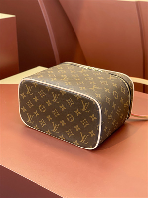 L.V Nice BB Monogram Canvas M42265