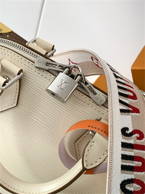 L.V Alma BB Bag EPI Leather White M58706