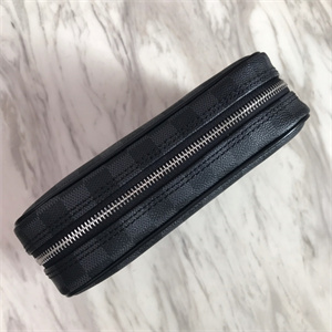 L.V Toilet Pouch PM Damier Graphite N47522