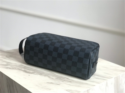 L.V Toilet Bag Damier Cobalt Canvas Navy/Black N50000