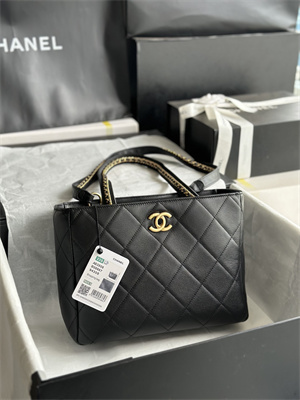 Cha.nel Shopping Bag Smooth Calfskin Gold Tone Metal Black AS3508