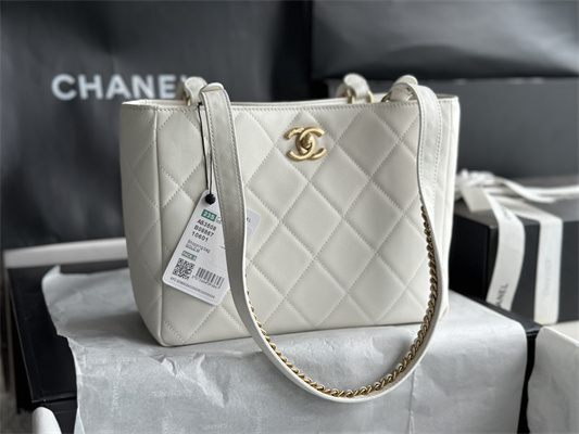 Cha.nel Shopping Bag Smooth Calfskin Gold Tone Metal White AS3508