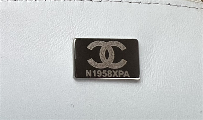 Cha.nel Medium Classic Flap Bag Tweed Silver Tone Metal Colorful A01112