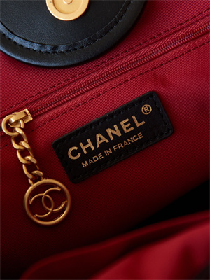 Cha.nel Deauville Large Shopping Bag Goatskin Gold Tone Metal Black A66941