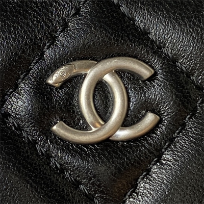 Cha.nel Vanity Case With Ball Lambskin Silver Tone Metal Black AP2303