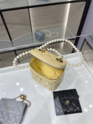 Cha.nel Vanity Case With Chain Lambskin Gold Tone Metal Yellow AP2581