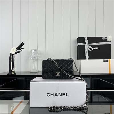 Cha.nel Mini Classic Flap Bag Grained Calfskin Silver Tone Metal Black 01116