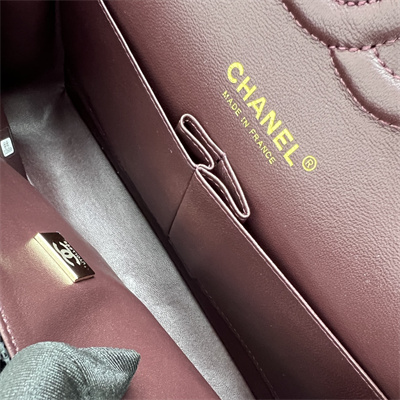 Cha.nel Medium Classic Flap Bag Grained Calfskin Gold Tone Metal Black 01112(Flap Edge Stitch)