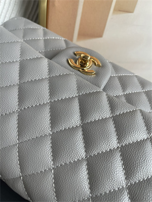 Cha.nel Medium Classic Flap Bag Grained Calfskin Gold Tone Metal Grey 01112