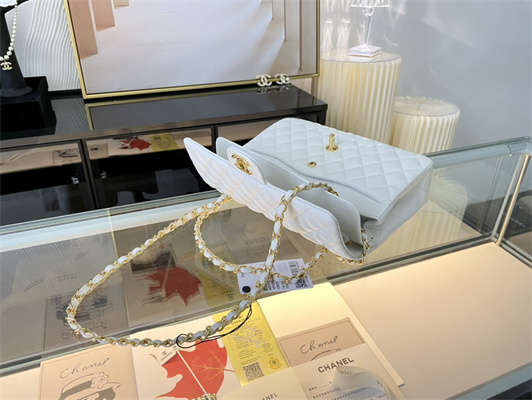 Cha.nel Medium Classic Flap Bag Lambskin Gold Tone Metal White 01112