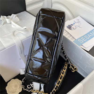 Cha.nel 19 Handbag Shiny Aged Calfskin Silver Double C Metal Black AS1160