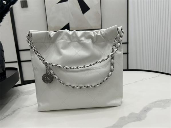 Cha.nel 22 Small Handbag Shiny Calfskin Silver Tone Metal White AS3260