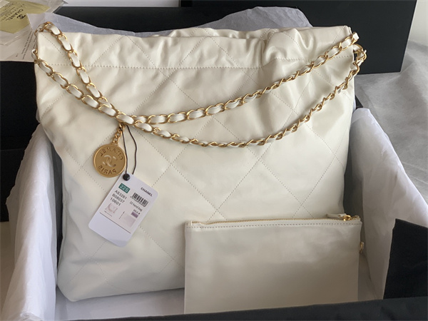 Cha.nel 22 Medium Handbag Shiny Calfskin Gold Tone Metal White AS3261