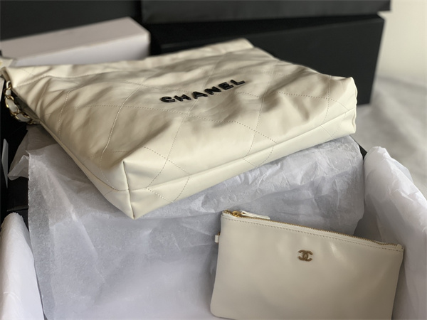 Cha.nel 22 Medium Handbag Shiny Calfskin Gold Tone Metal White AS3261