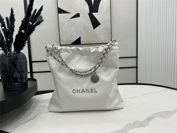 Cha.nel 22 Medium Handbag Shiny Calfskin Silver Tone Metal White AS3261