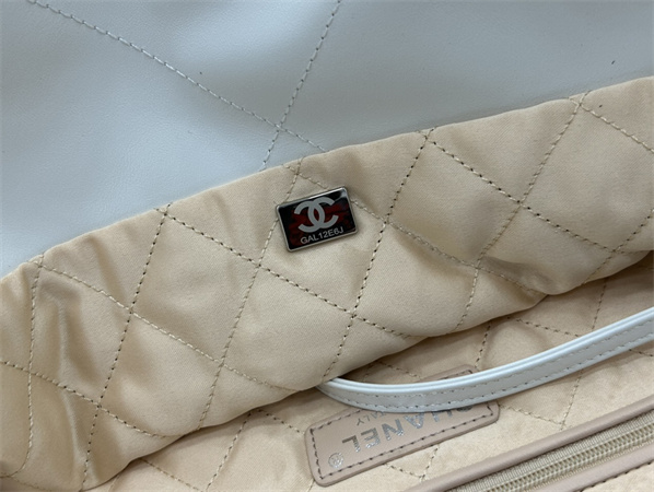 Cha.nel 22 Medium Handbag Shiny Calfskin Silver Tone Metal White AS3261