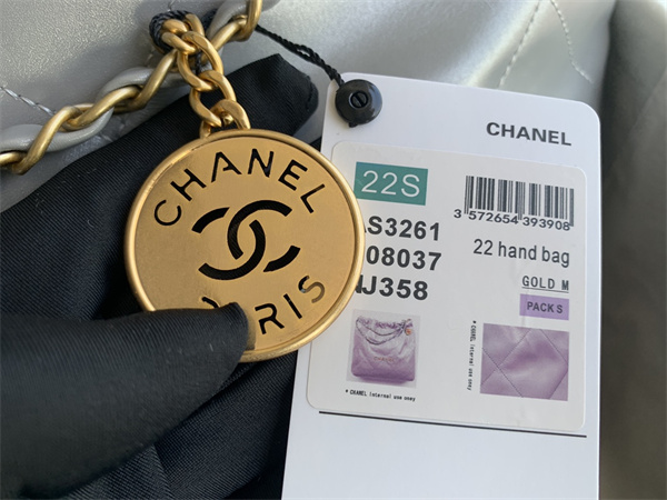 Cha.nel 22 Medium Handbag Shiny Calfskin Gold Tone Metal  Grey AS3261