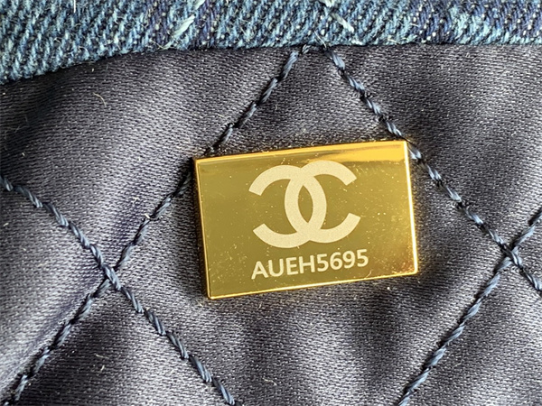 Cha.nel 22 Large Handbag Denim Gold Tone Metal AS3262