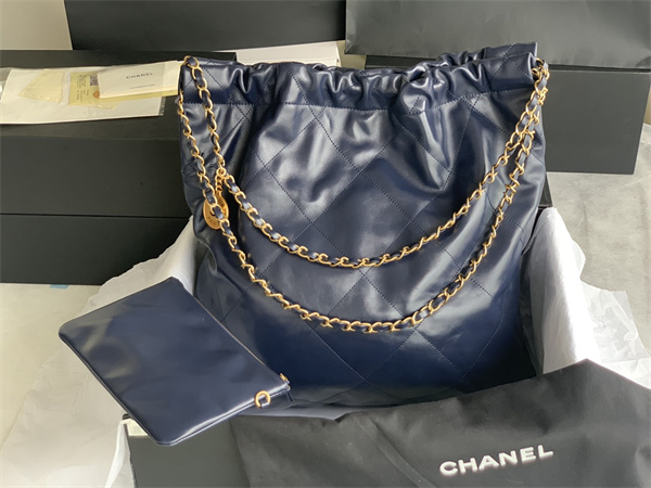 Cha.nel 22 Large Handbag Shiny Calfskin Gold Tone Metal Navy AS3262